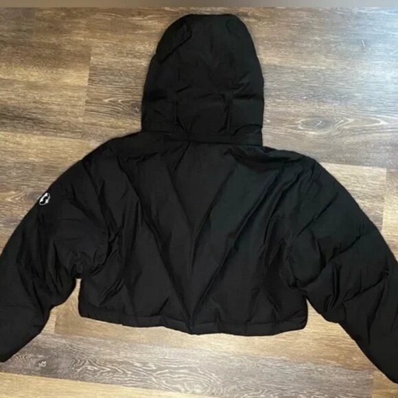 VHNY HEAVYWEIGHT BLACK PUFFER CROP COAT WITH REMOVABLE HOOD SIZE MEDIUM - Picture 3 of 12